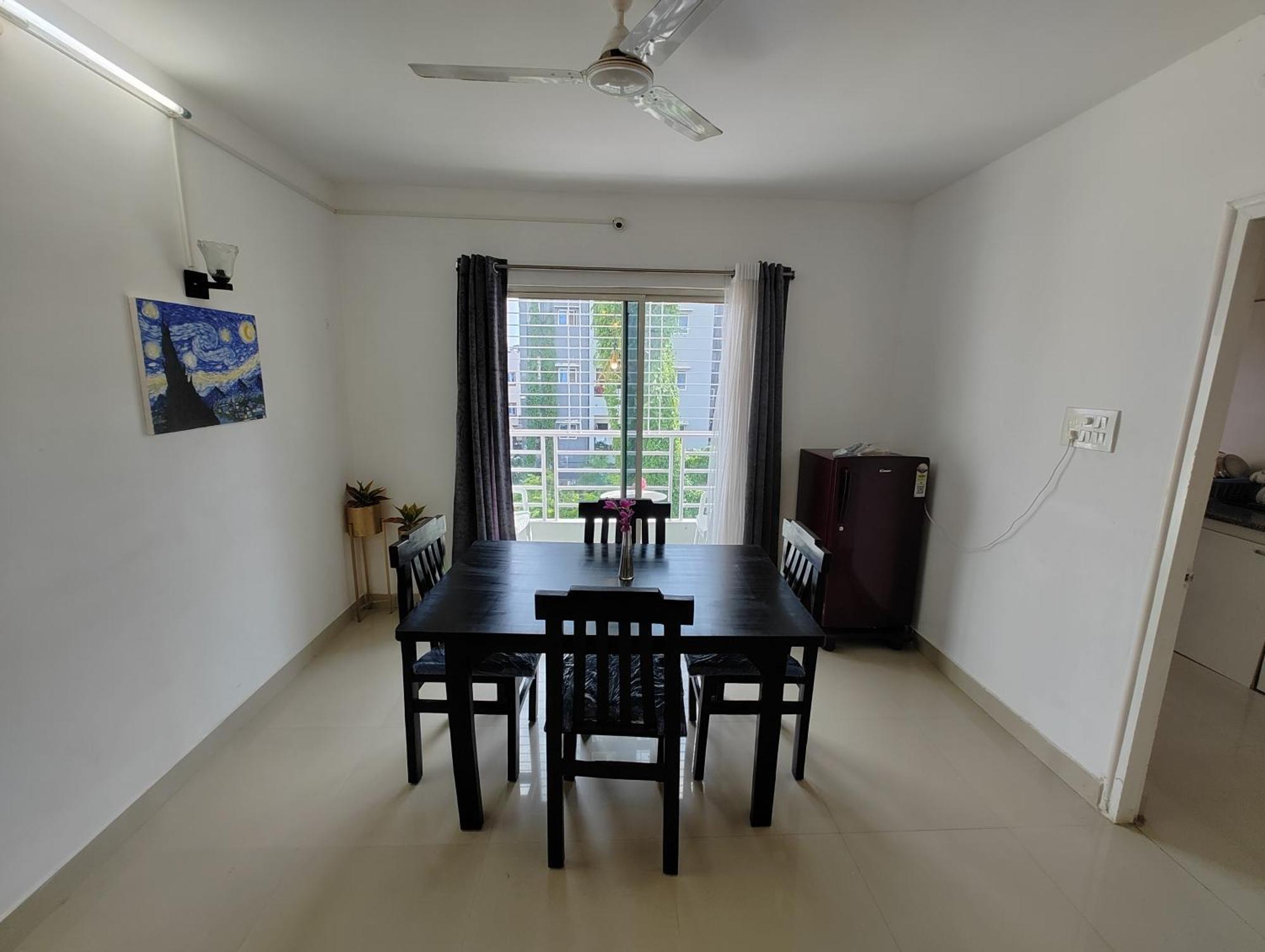 Nk Homes 202 - 2bhk Homestay - Fast Wifi, Fully Furnished Homestay Hyderabad