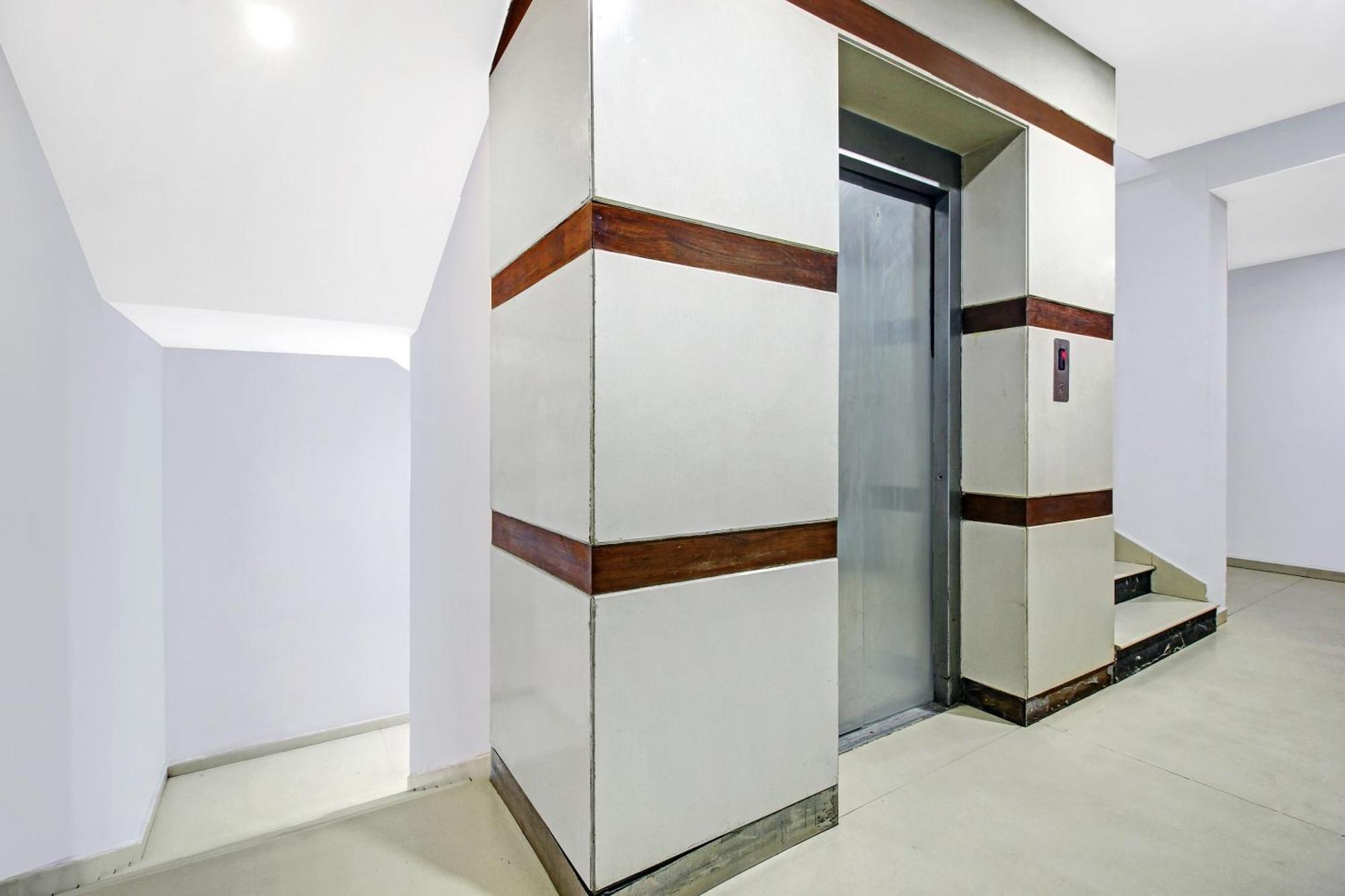 Townhouse Oak The Margi Near Yosufguda Metro Station Hotel