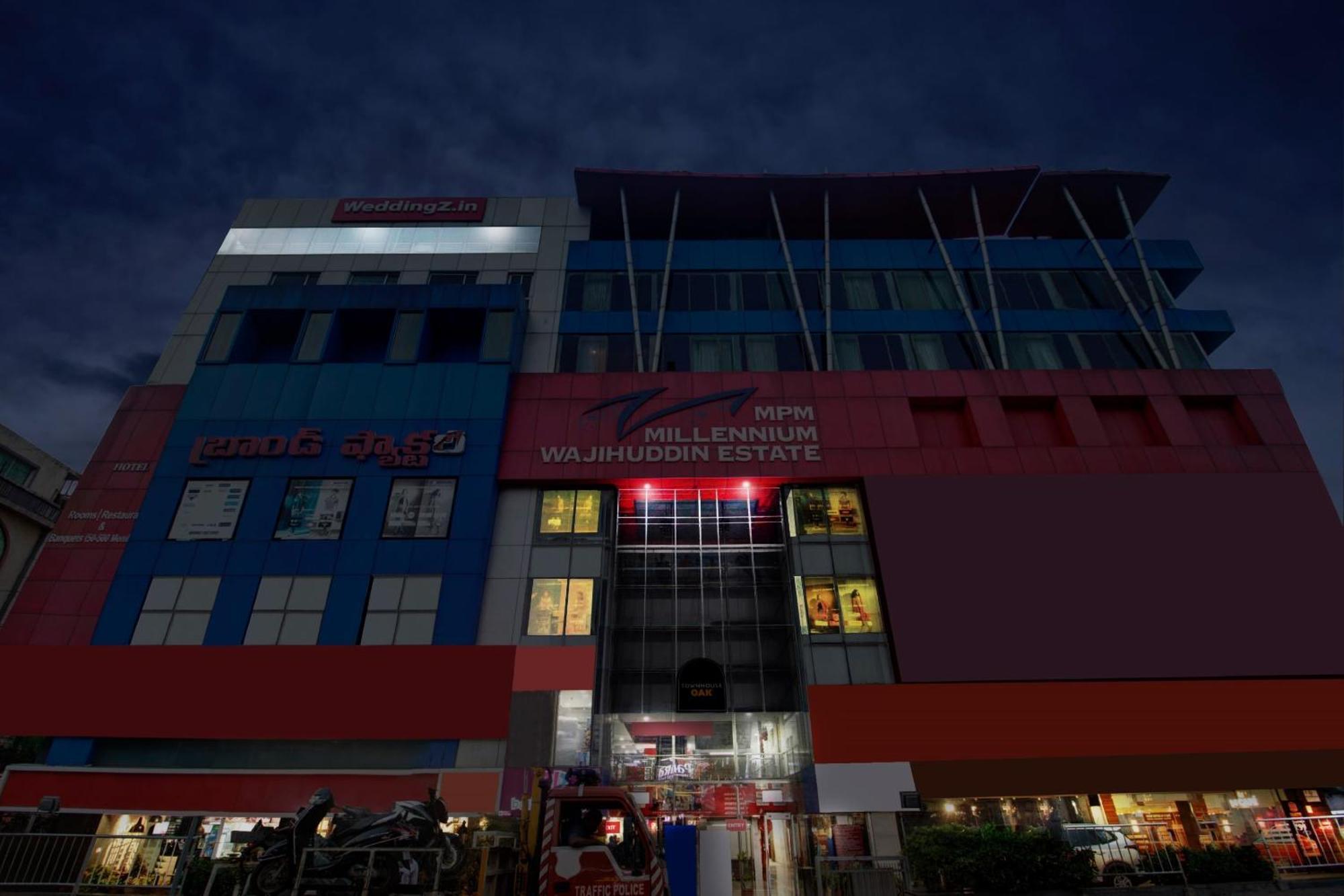 Hotel Capital O Grand Himayat Hyderabad