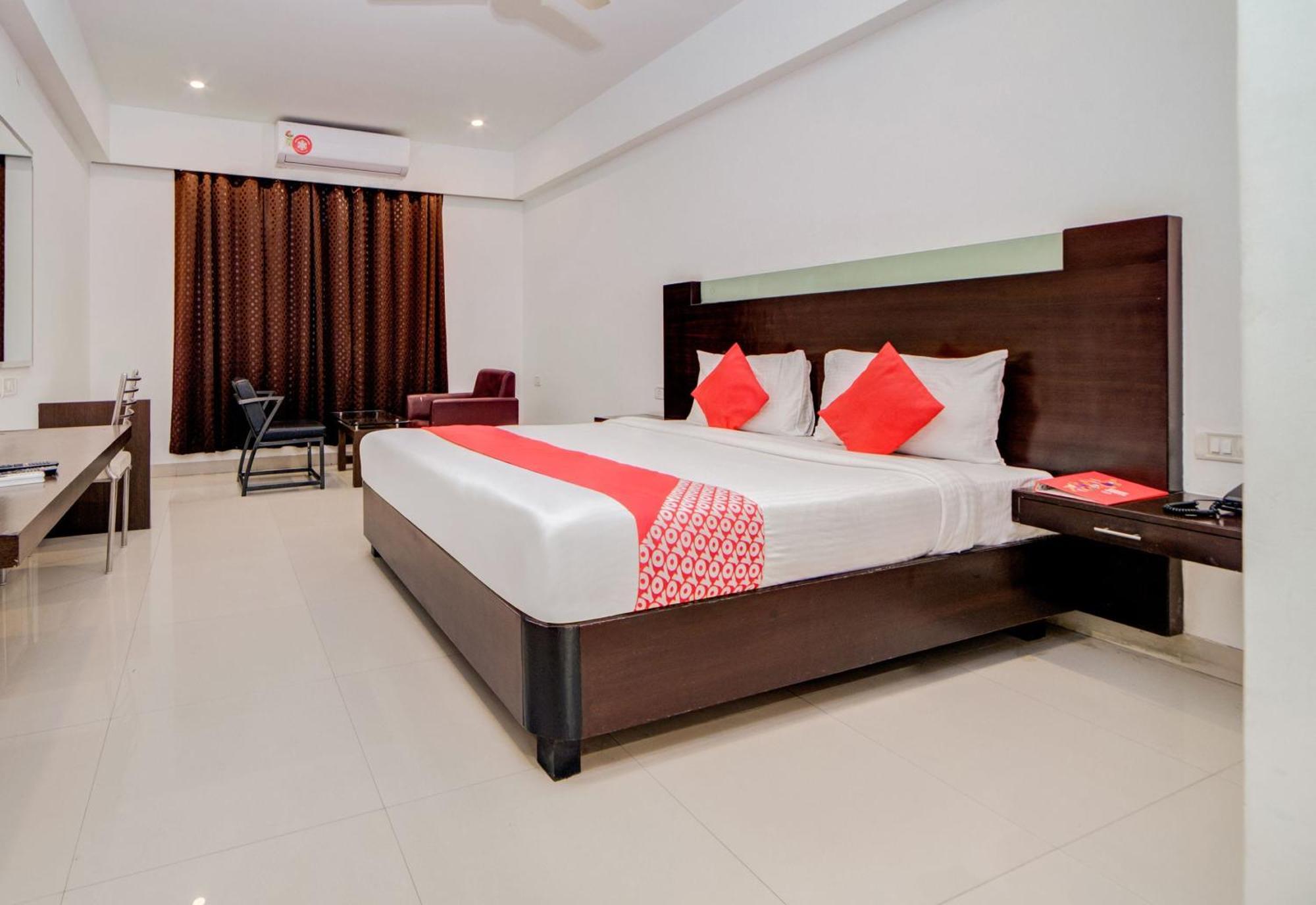 Hotel O Kachiguda Railway Station