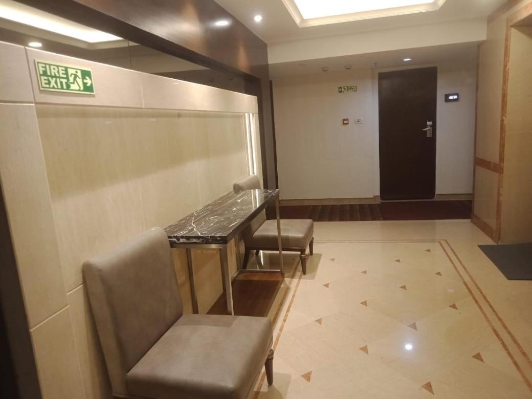 Comfortel Banjara Hills- Free Buffet Breakfast- Multi Cuisine Restauran Hotel Hyderabad