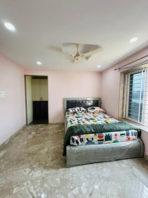 Midtown Lake View Pent House Near Hitech City Apartment