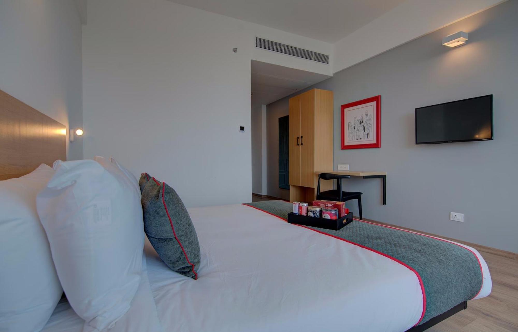 Townhouse De Alphabet Hotel