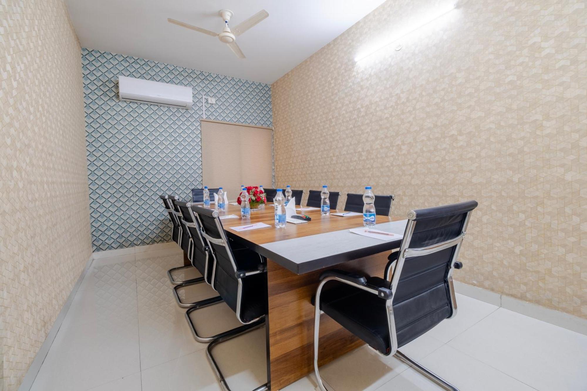 Lemonridge Kukatpally 3* Hyderabad