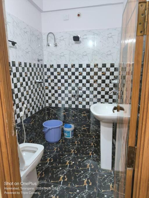 Sakez Apartment Hyderabad