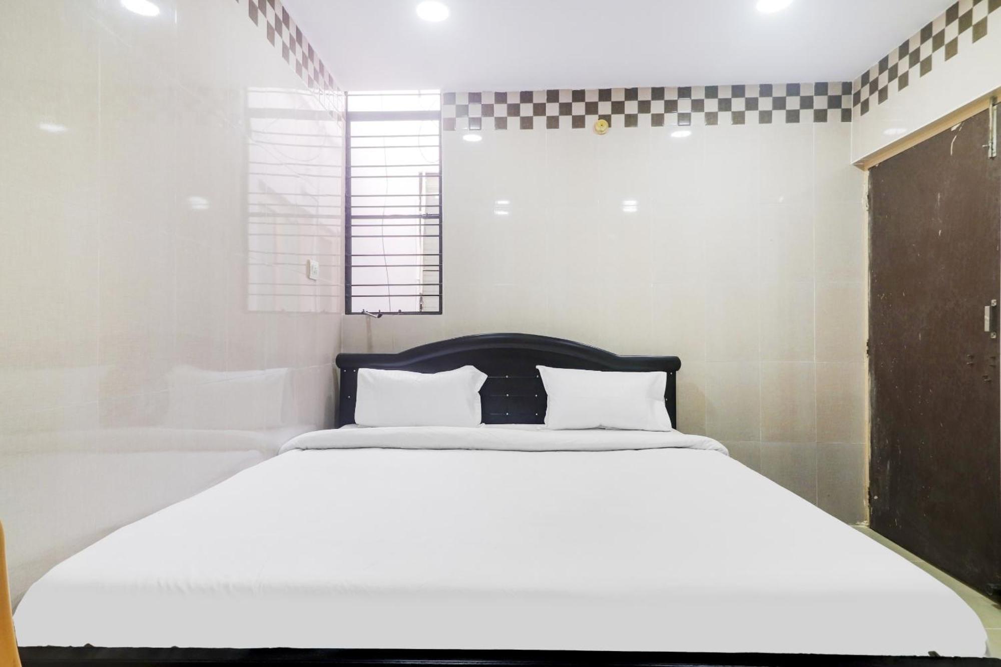 O Aroma Classic Near Nampally Railway Station Hotel