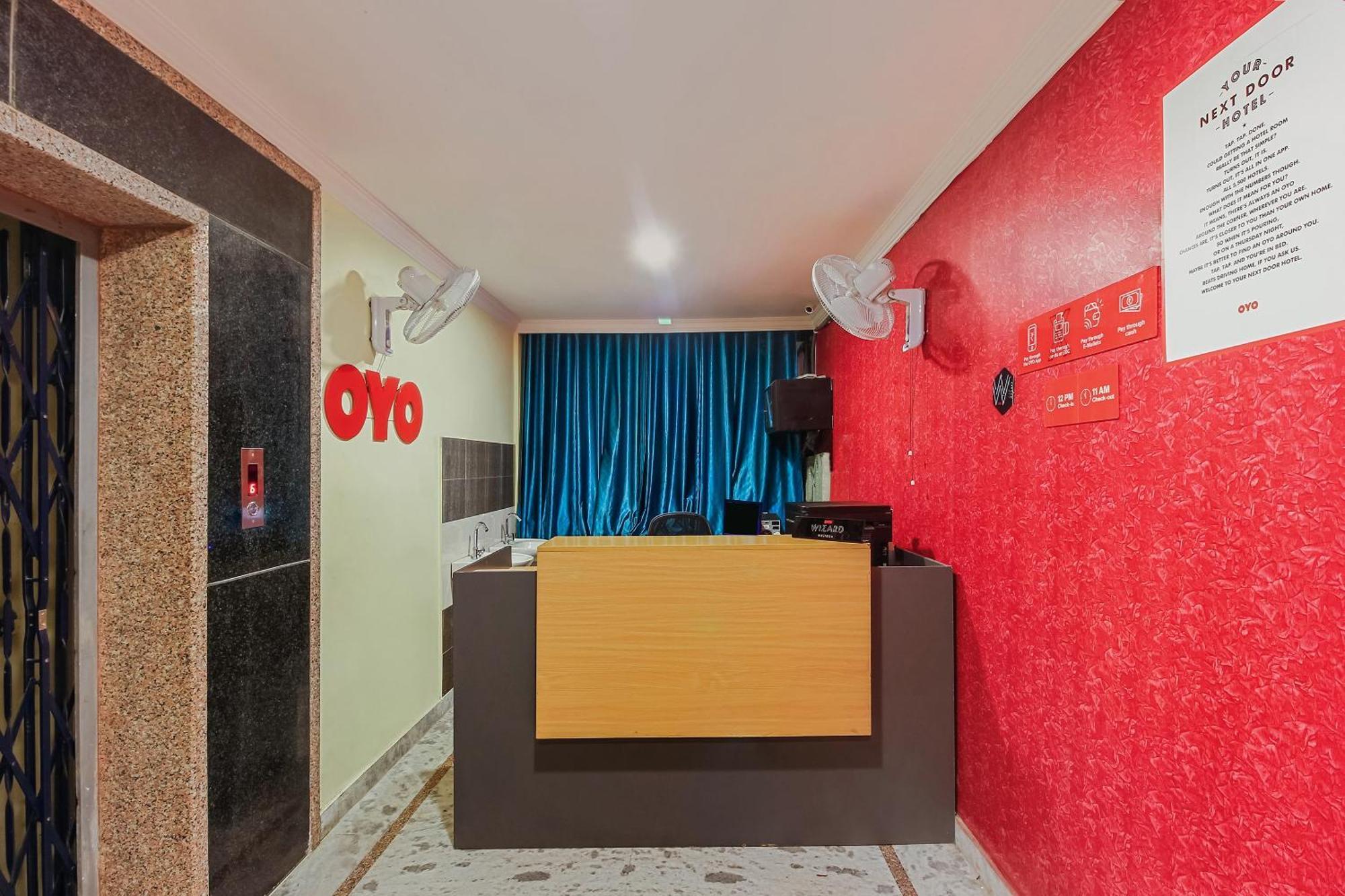 Hotel Oyo Flagship Goldhorn Mehdipatnam Near Snt Ann's College Hyderabad