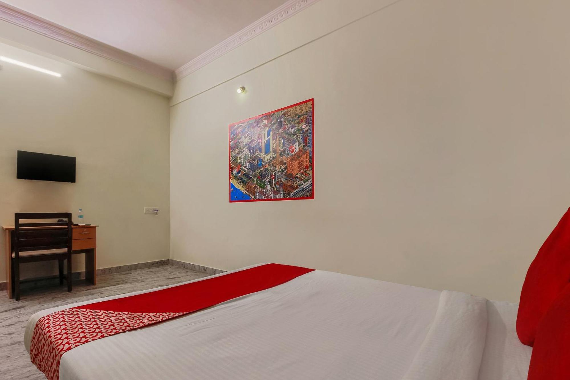 Oyo Flagship Goldhorn Mehdipatnam Near Snt Ann's College Hotel