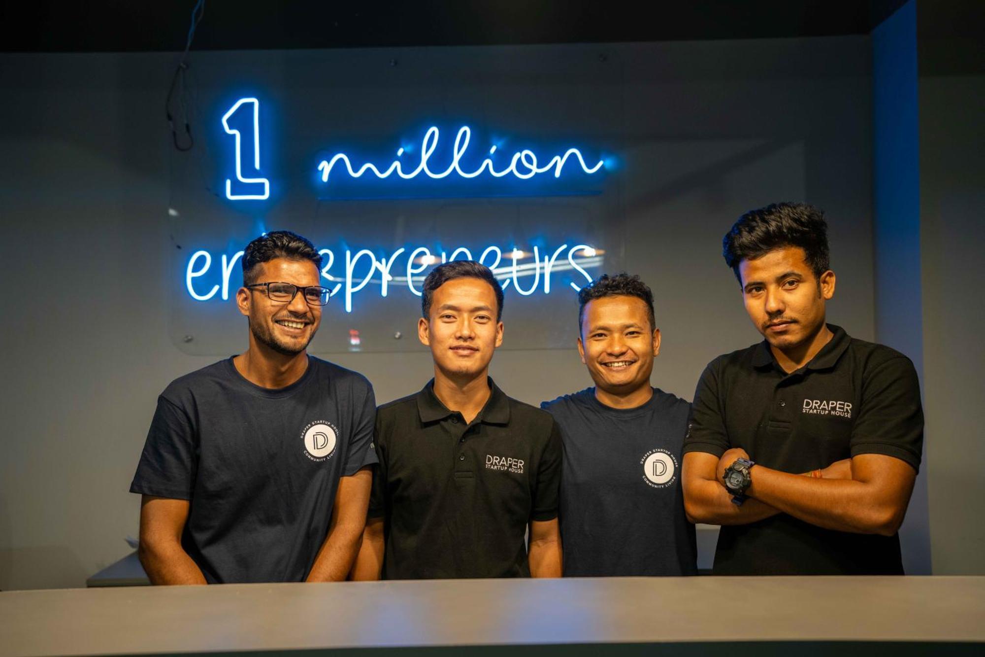 Draper Startup House For Entrepreneurs Hostel *