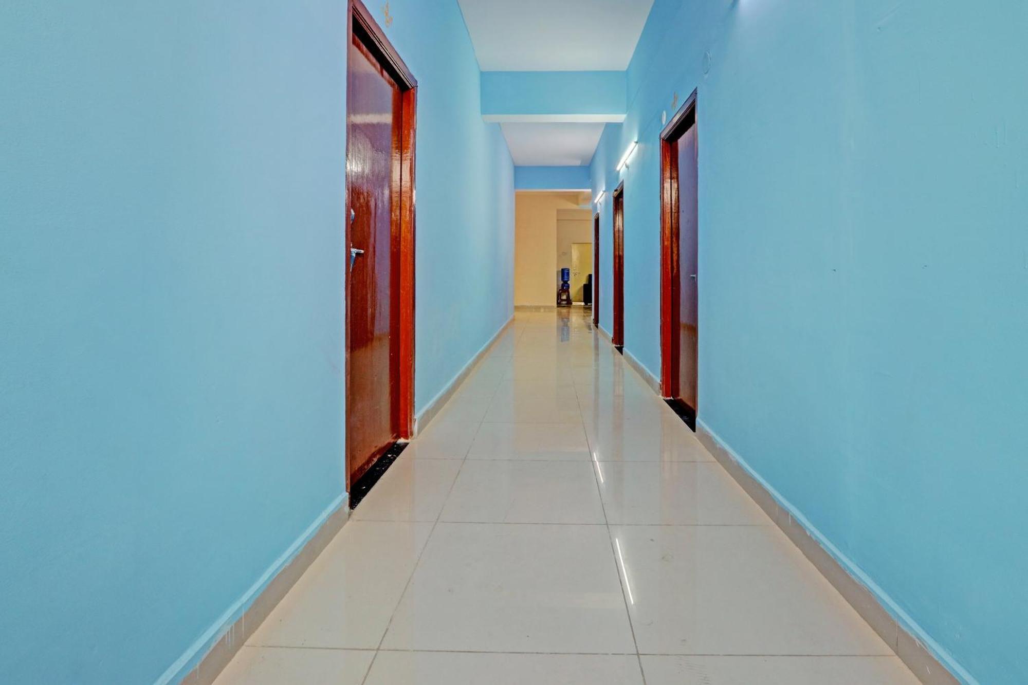 Hotel O Sriman