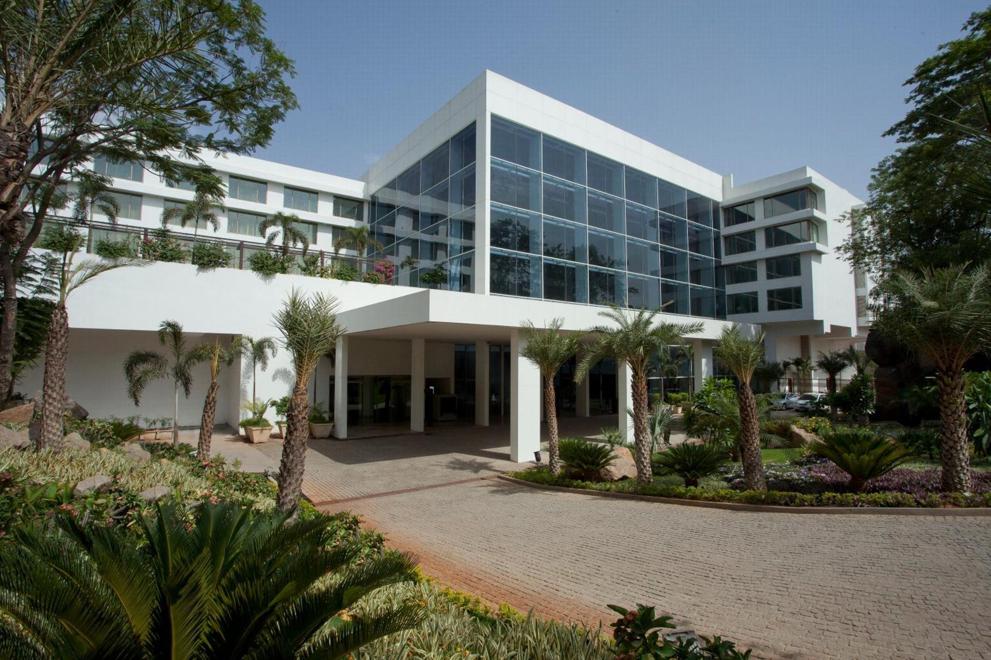 Hotel Radisson Blu Plaza Banjara Hills