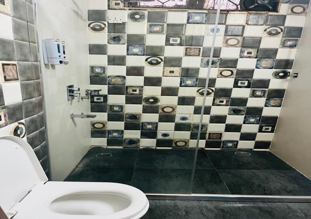 Holiday home Individual Near Apollo Jubilee Hills Hyderabad
