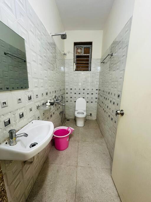 Apartment Lavish Premium 2bhk Near Hitech City