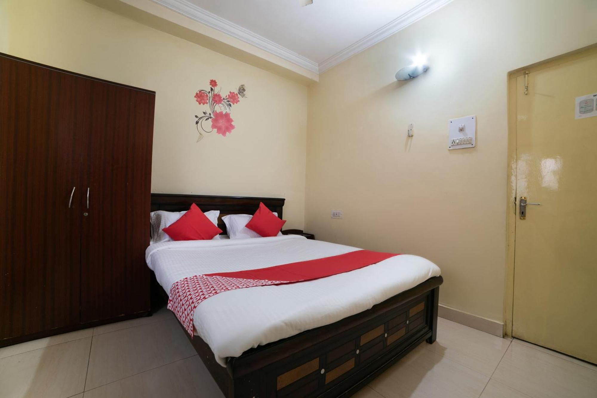 Oyo Th Hyderabad