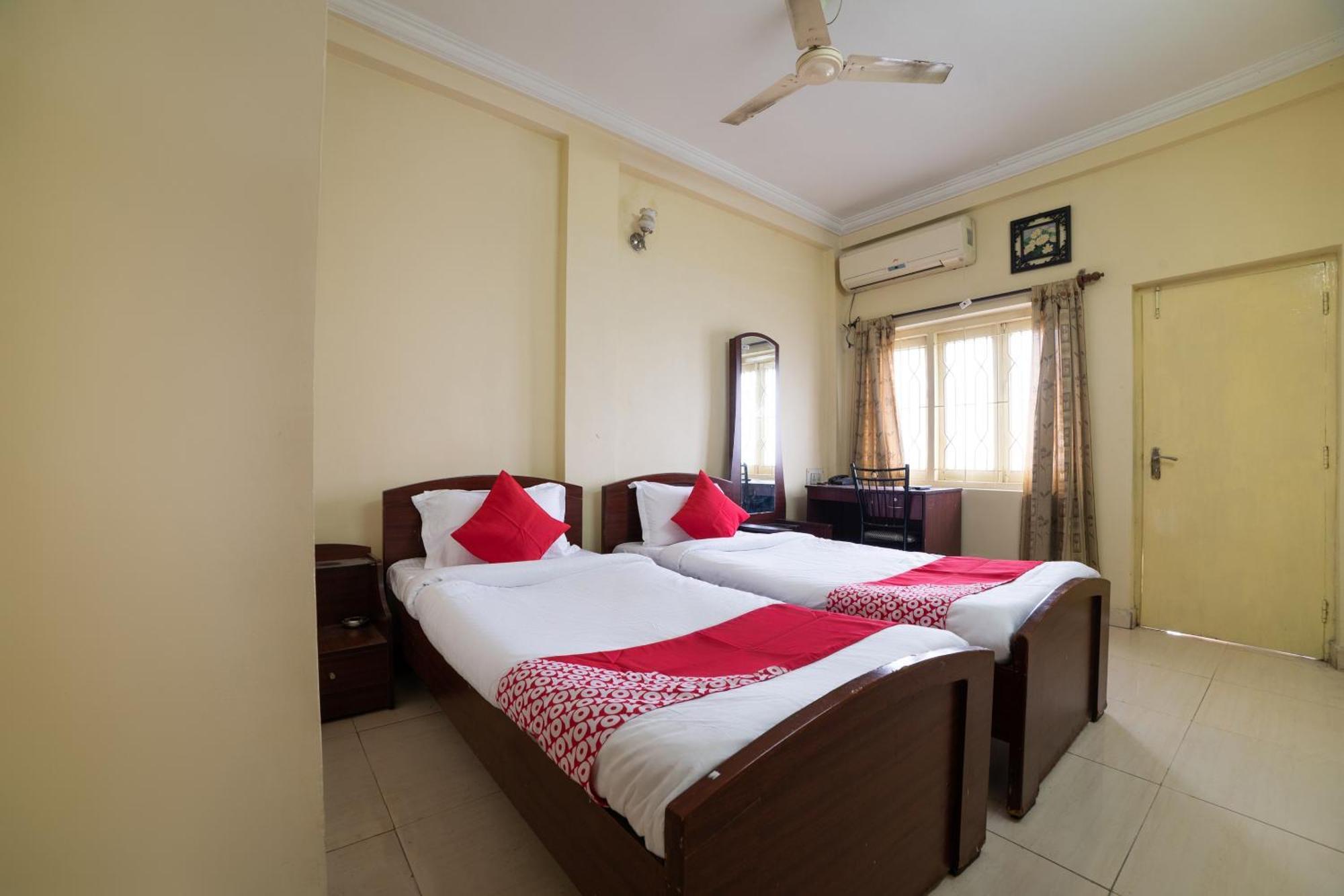 Oyo Th Hyderabad