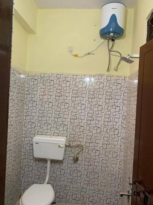 Kesarhomes-homestay- Flt202-2nd Flr-2bhk-apt-ac-lift-kukatpally Apartamento *