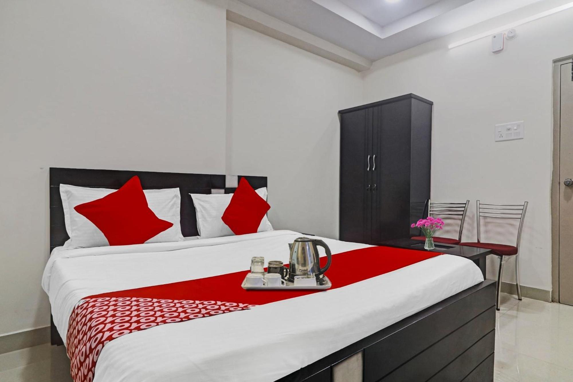 Oyo Msr Guest Near 100ft Road 3* Hyderabad
