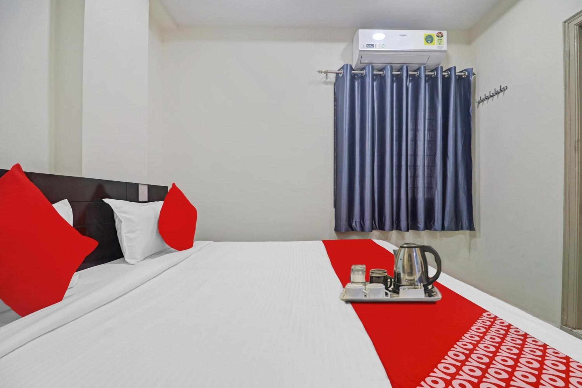 Oyo Msr Guest Near 100ft Road Hotel