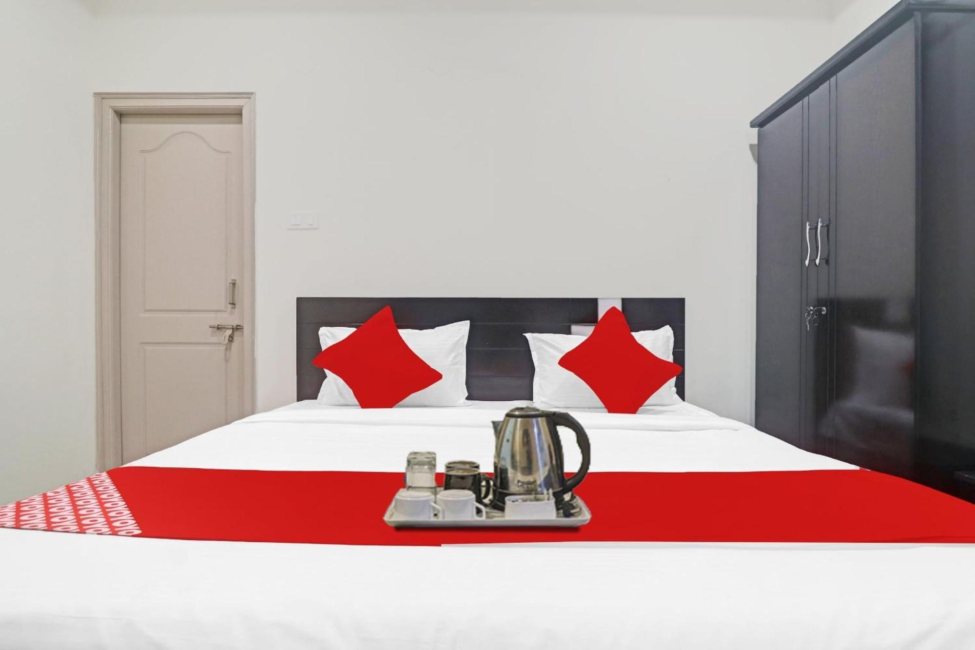 Oyo Msr Guest Near 100ft Road 3* Hyderabad