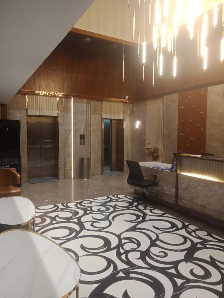 Hotel C Burrito- Get Flat 20 Percentage Off On Spa- Free Buffet Breakfast 3*