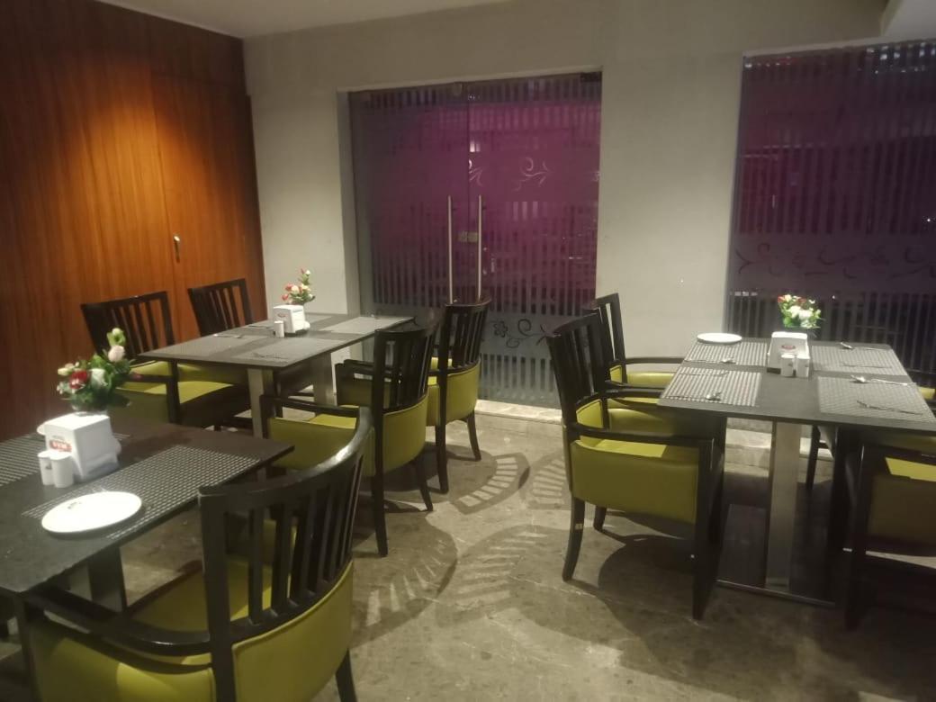 C Burrito- Get Flat 20 Percentage Off On Spa- Free Buffet Breakfast 3* Hyderabad