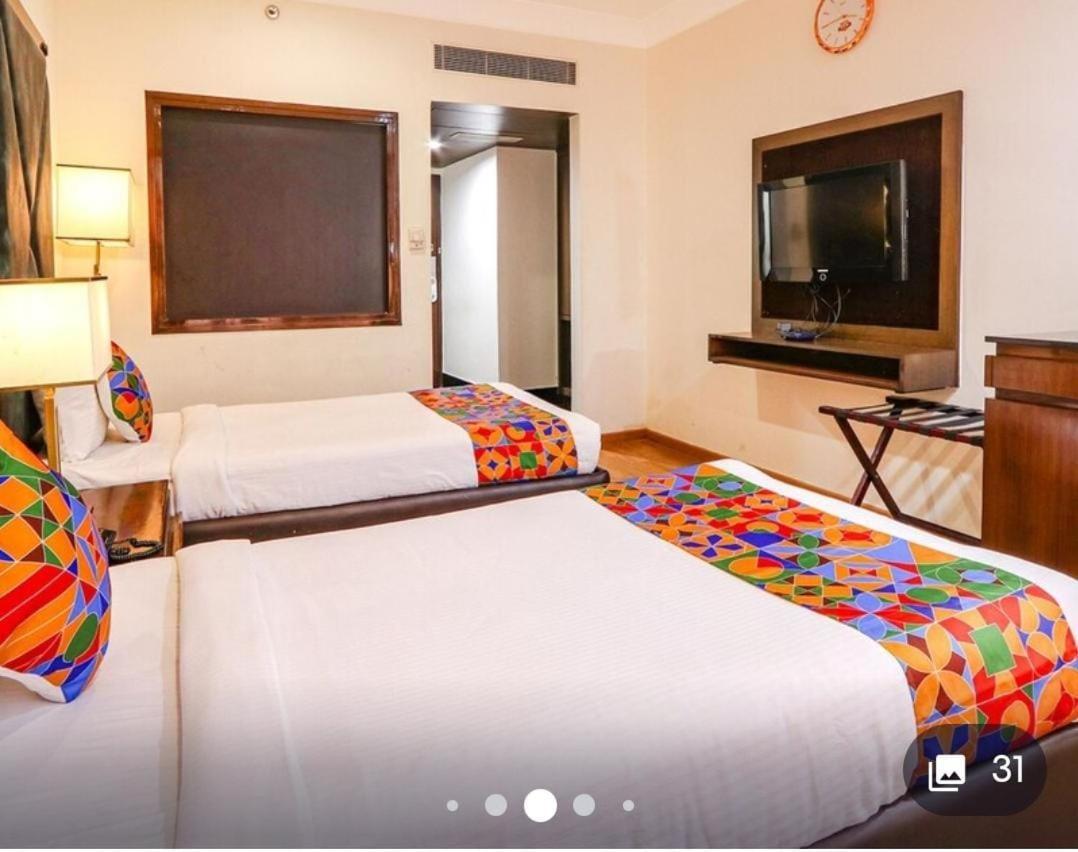 C Burrito- Get Flat 20 Percentage Off On Spa- Free Buffet Breakfast Hotel
