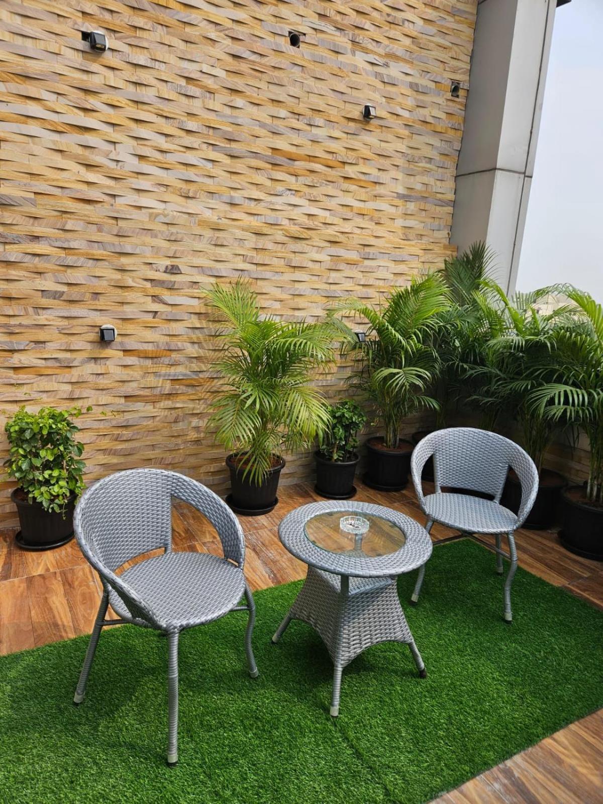 Eleven Views By Fracspace Apartment
