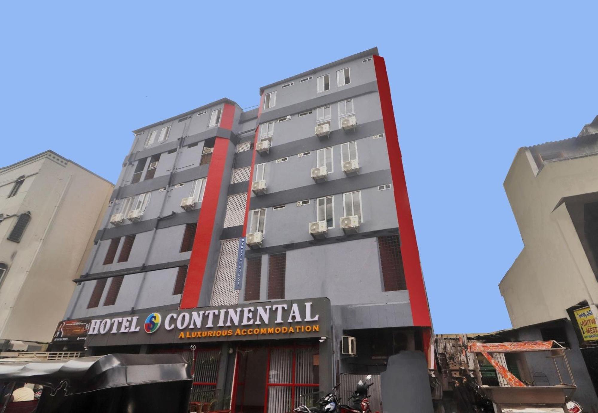 Townhouse S Continental Hotel
