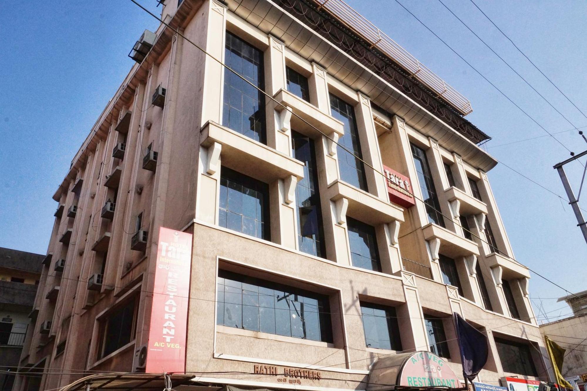 Tara International Hotel 3*
