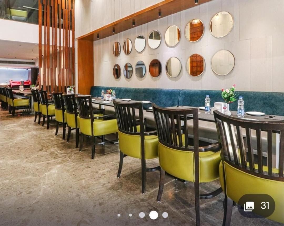 The Svm Hotel: Lavish Buffet Breakfast Included Hotel 3*