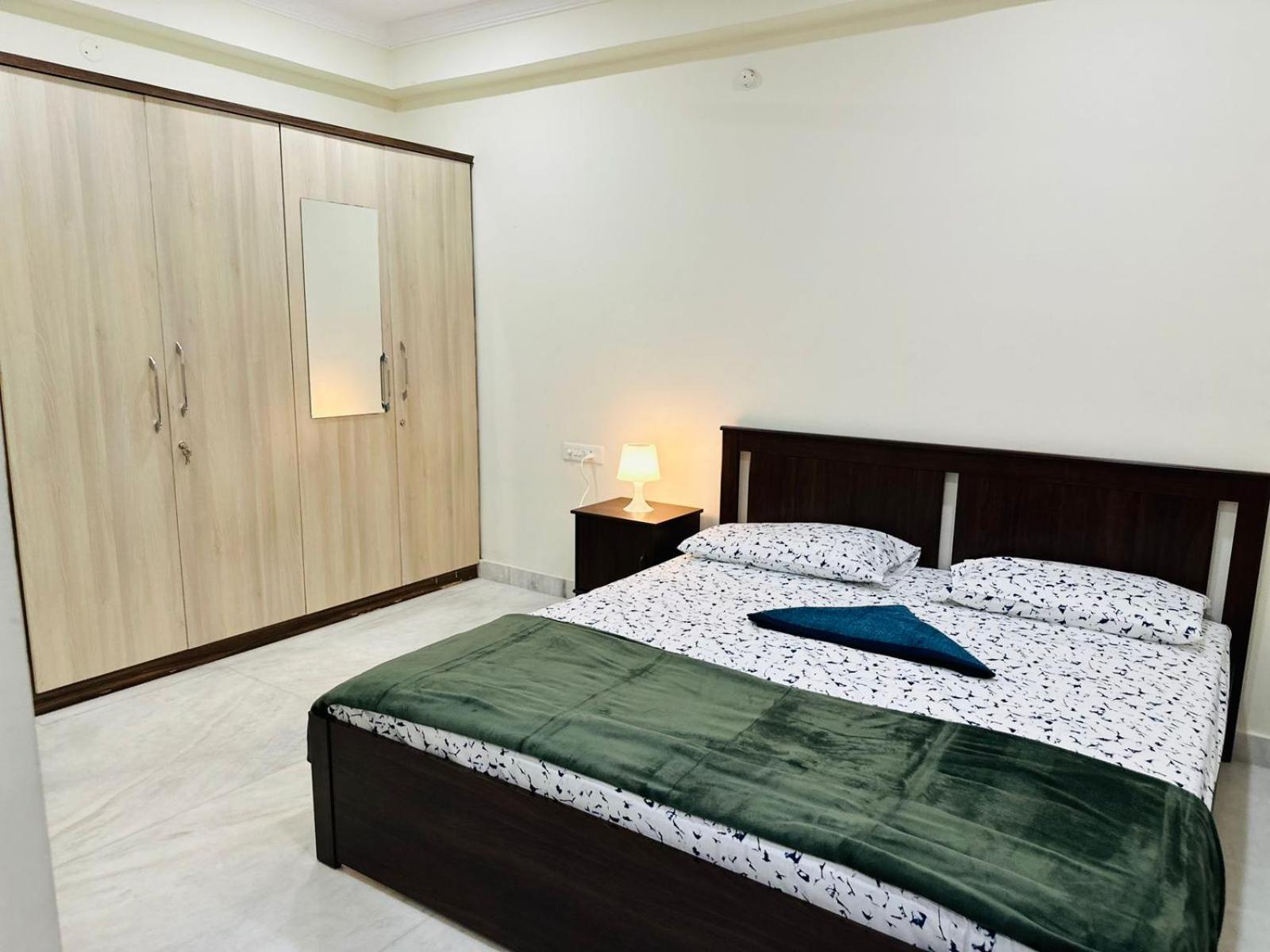 Lavish 2bhk Aig Hitech * Hyderabad