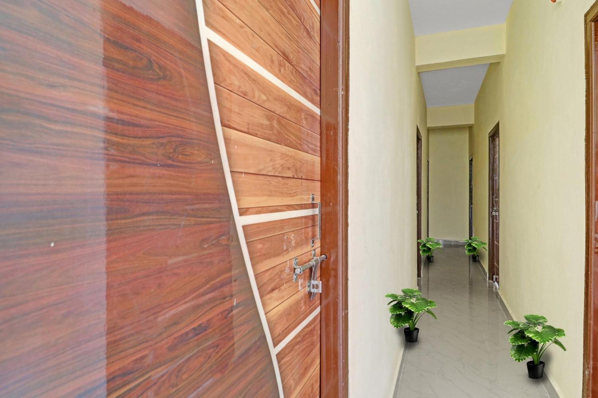 Hotel Super Collection O Elite Near Habsiguda Metro Station