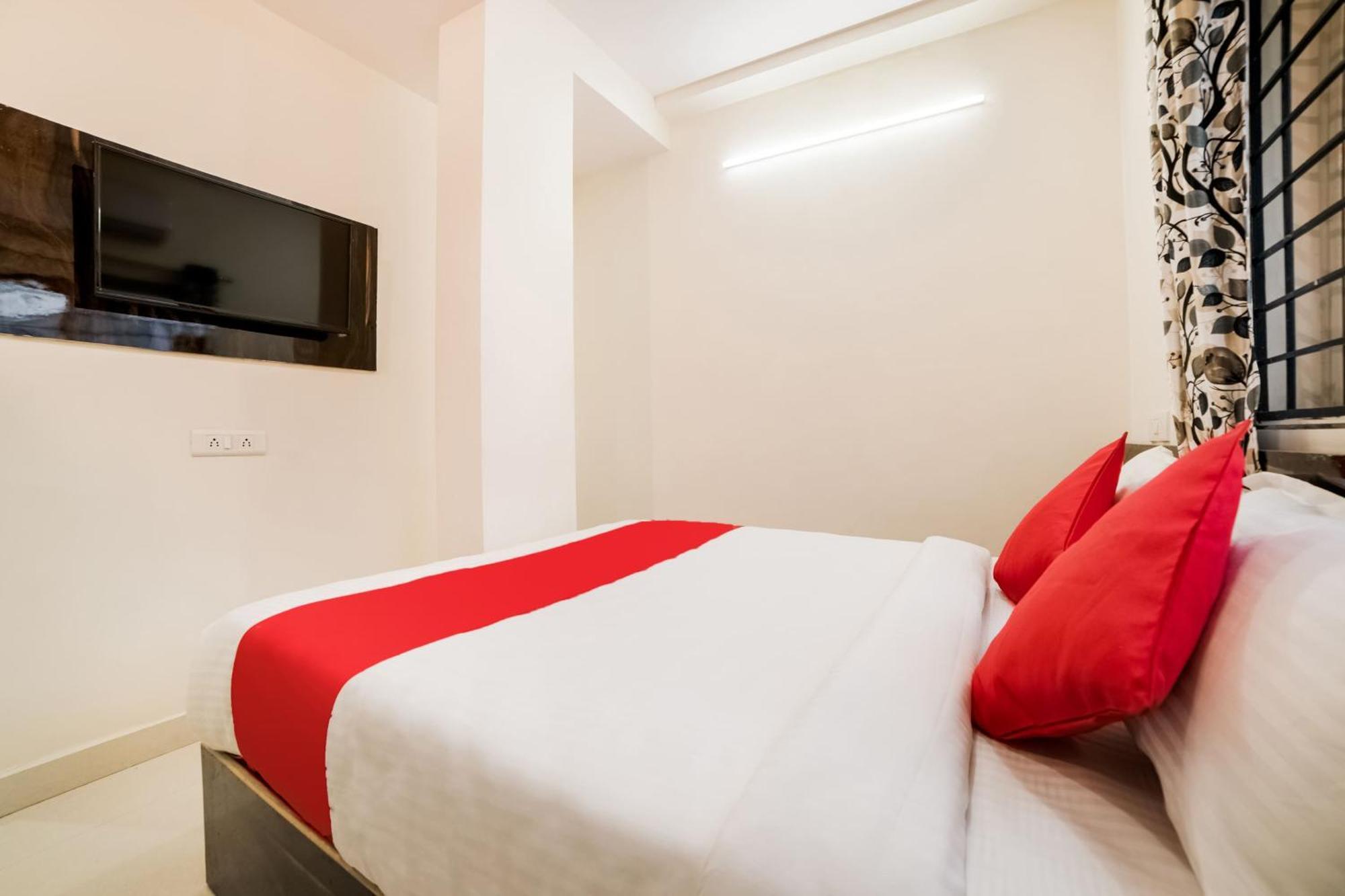 Hotel O Lucky Gachibowli Hyderabad