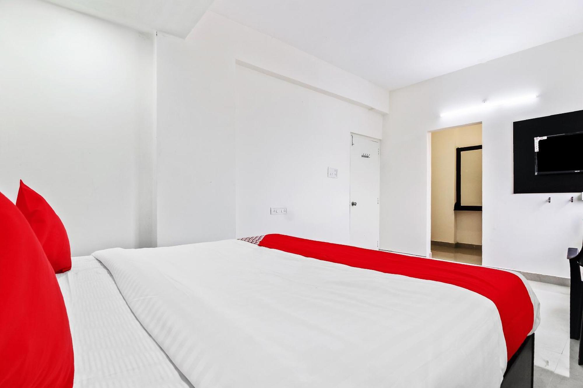 Super O Hill Hotel 4*