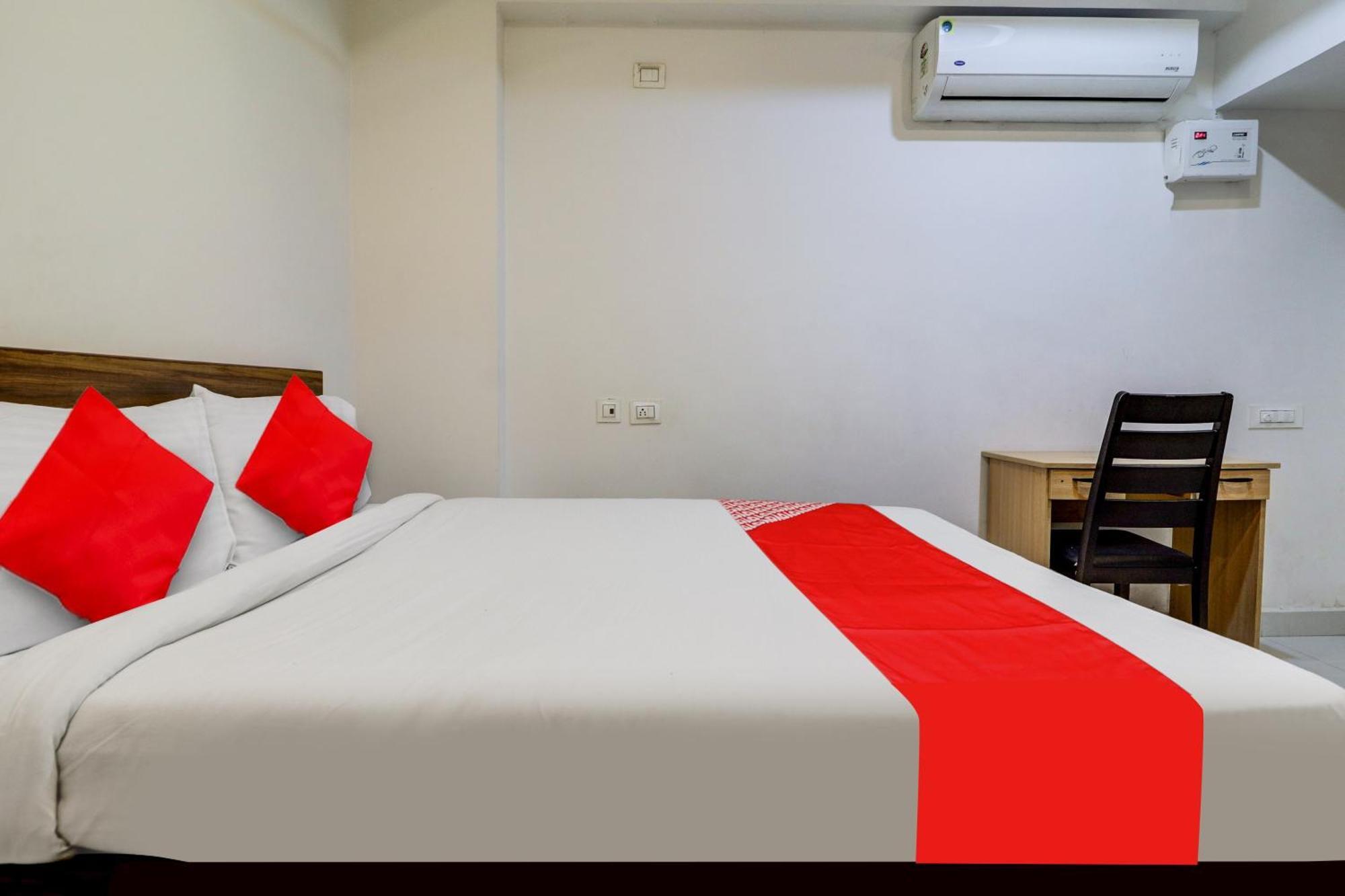 Oyo Flagship Mr Dwell Hyderabad