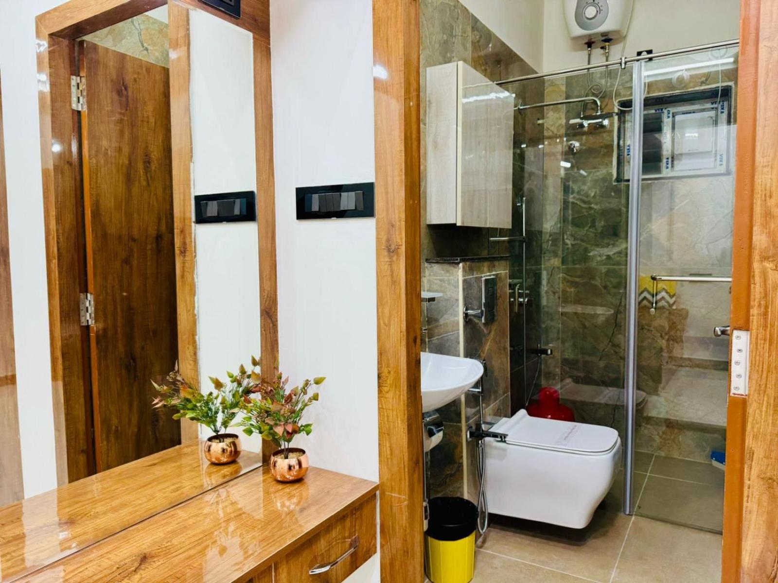 Bluo Penthouse - Terrace Garden Gachibowli * Hyderabad