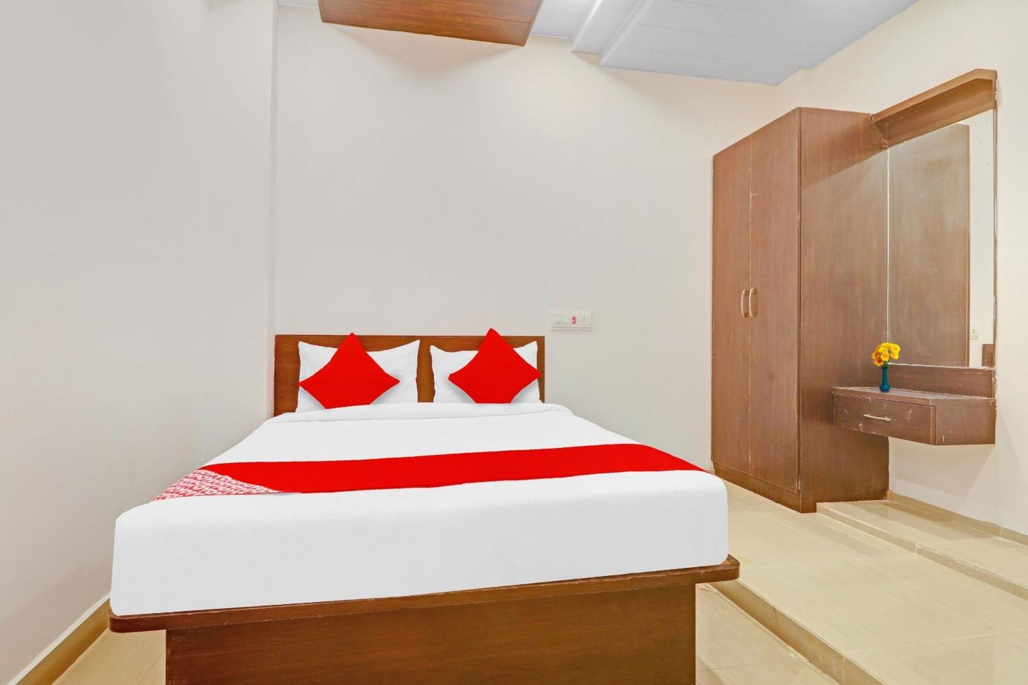 O R Square Near Lb Nagar Metro Station Hotel 3*