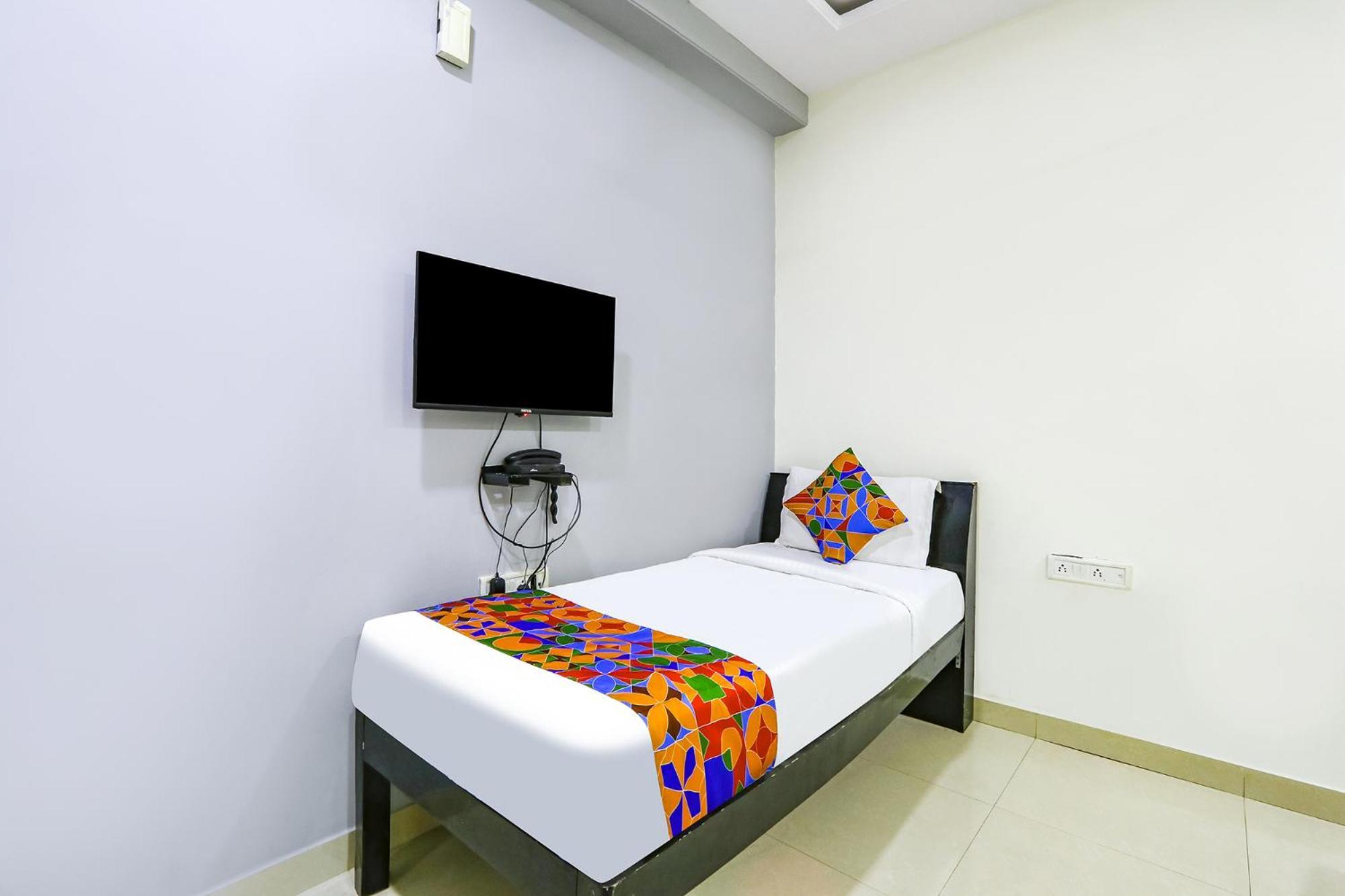 Fabhotel De Alphabet 4*