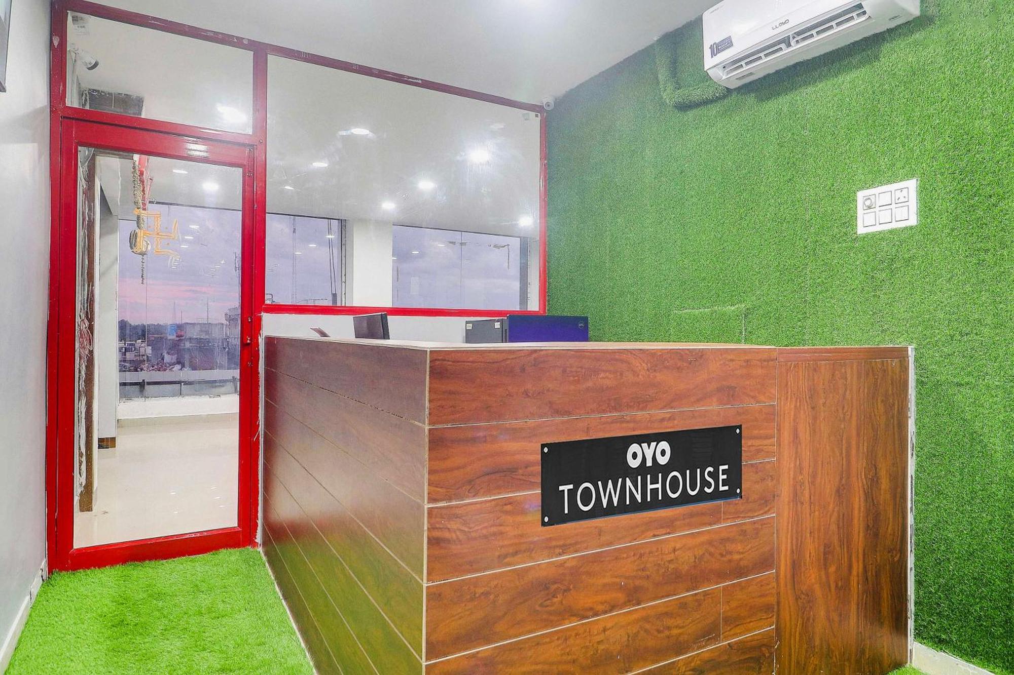 Hotel Townhouse Lavish Oak Hyderabad