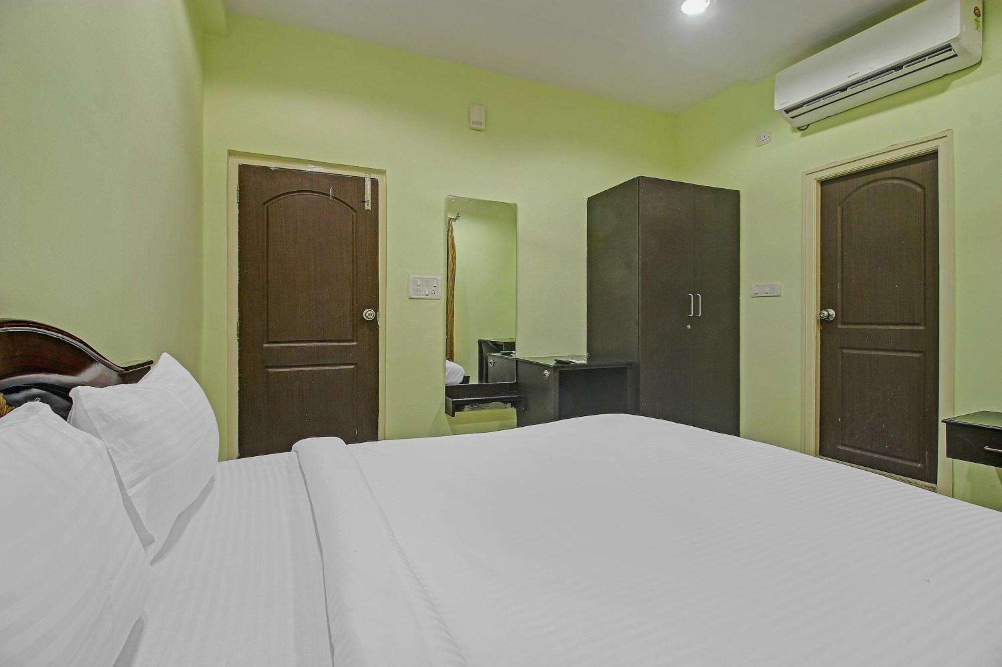 O Sri Residency Near Hotel Hyderabad
