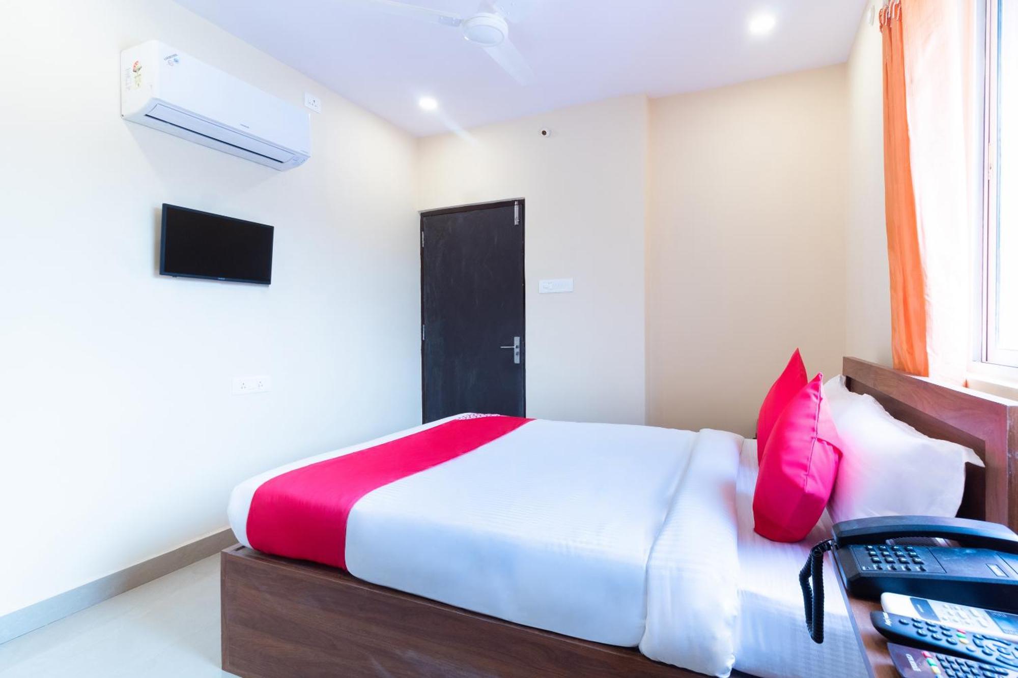 O The Gate Hotel Hyderabad