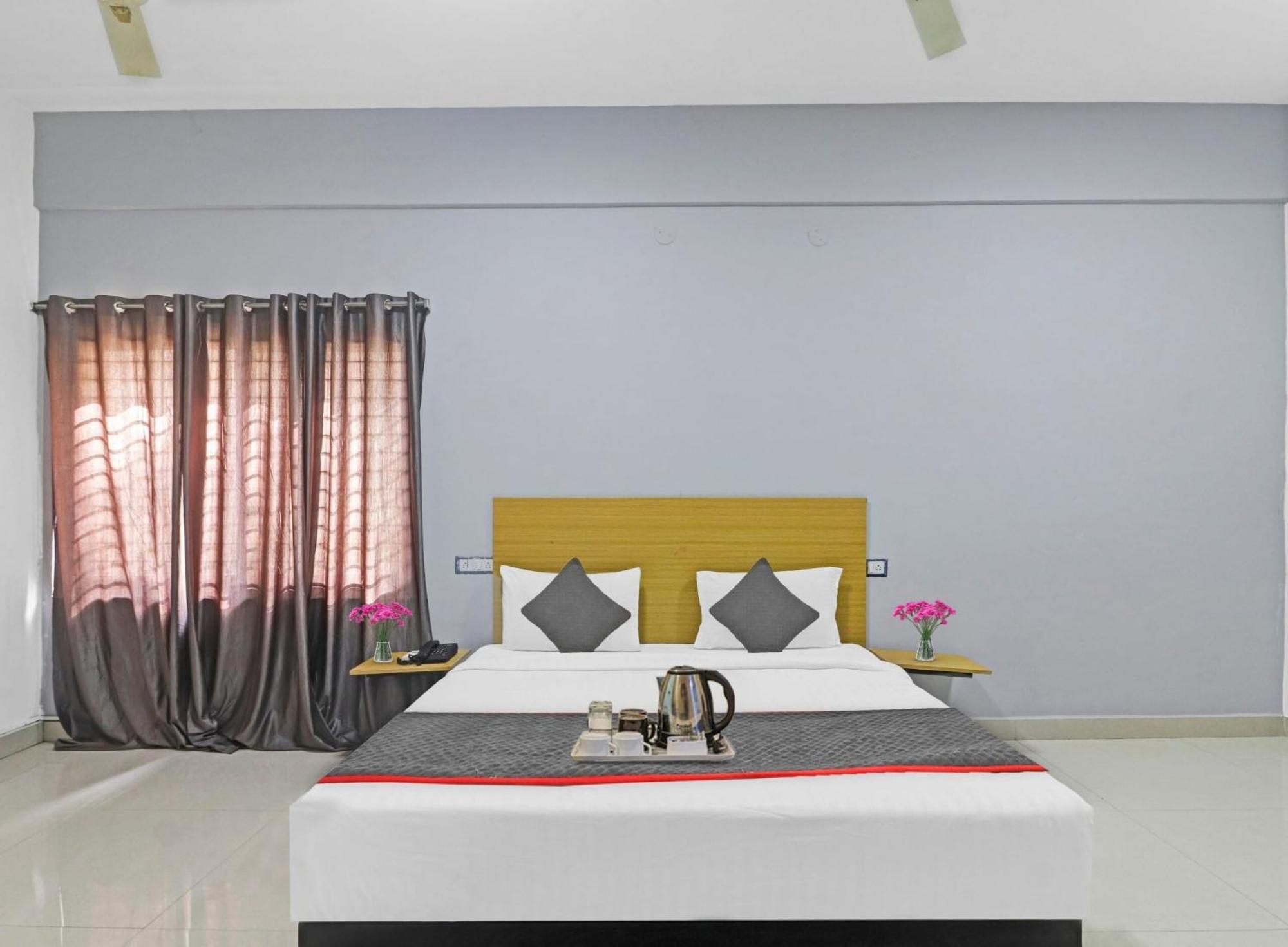 Townhouse De Alphabet 4*