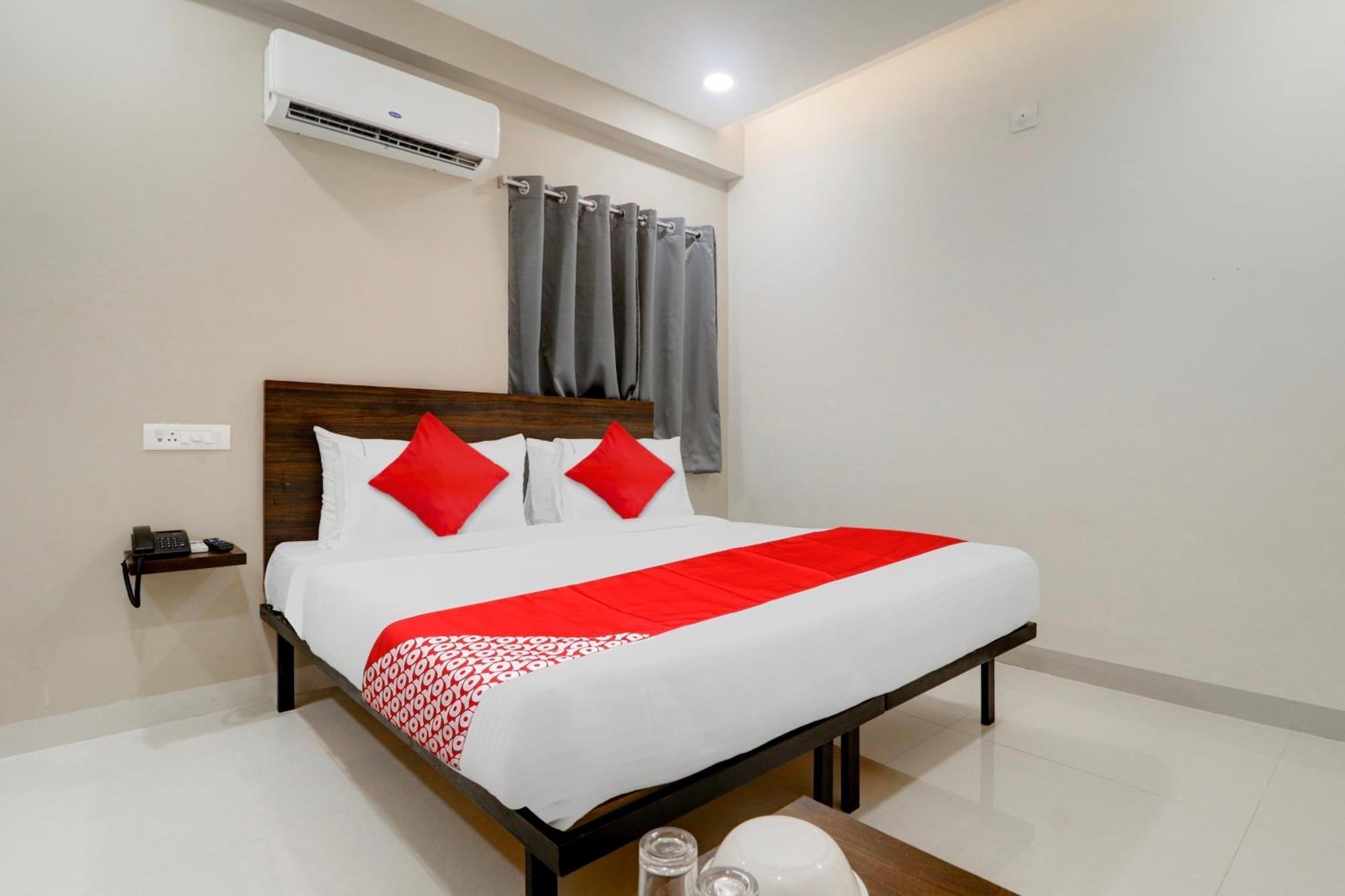 Super O Prime Time Hotel 4*