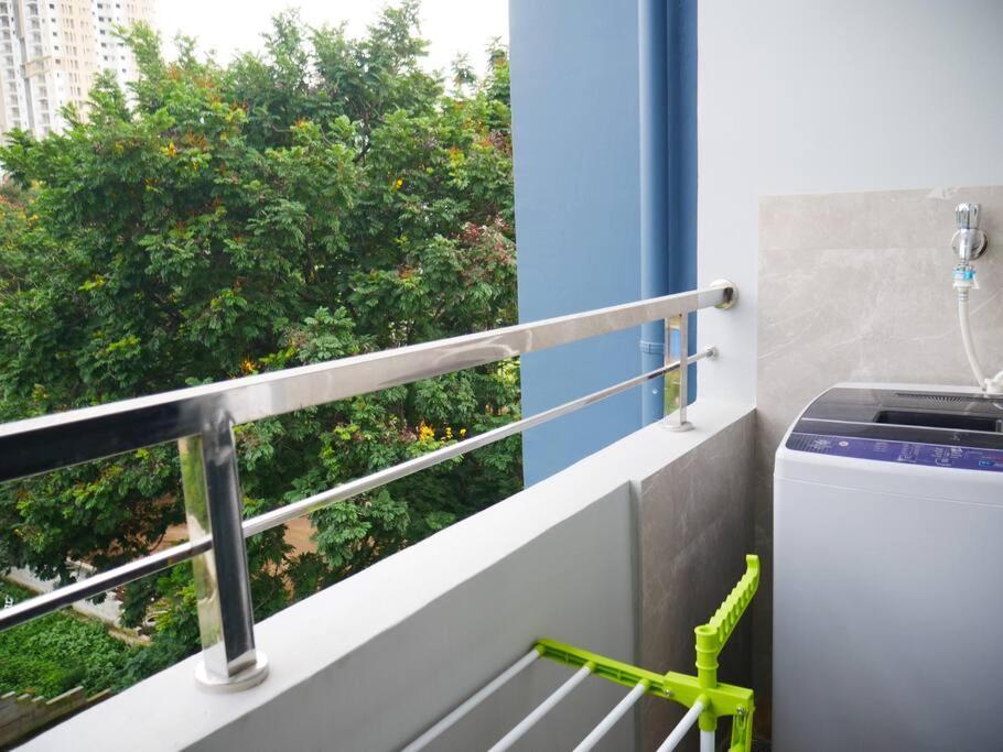 Apartment Elegant 3bhk Near Gachibowli With Amenities
