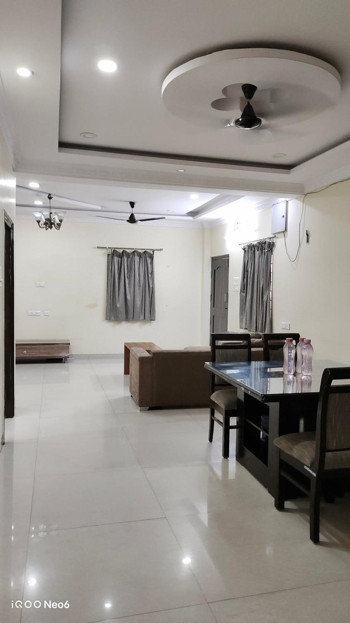 Gayathri Heights Serviced & In * Hyderabad