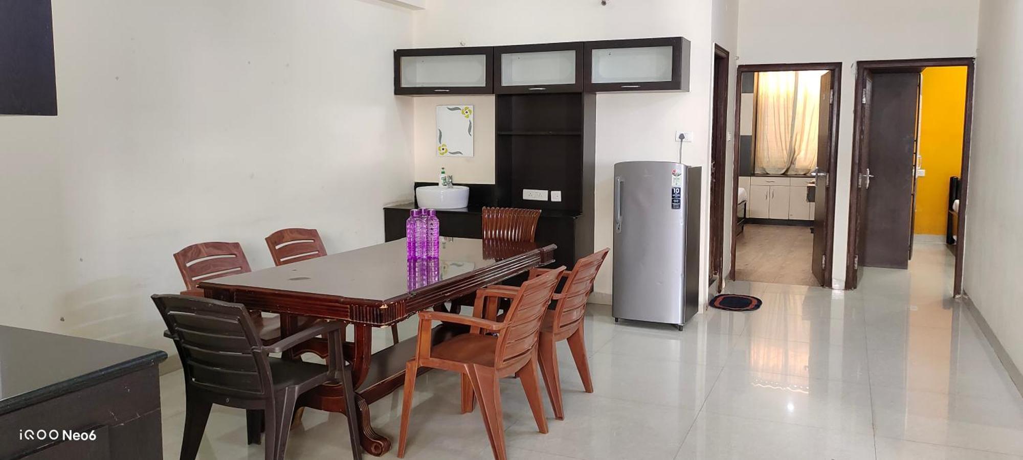 Guest house Gayathri Heights Serviced & In Hyderabad