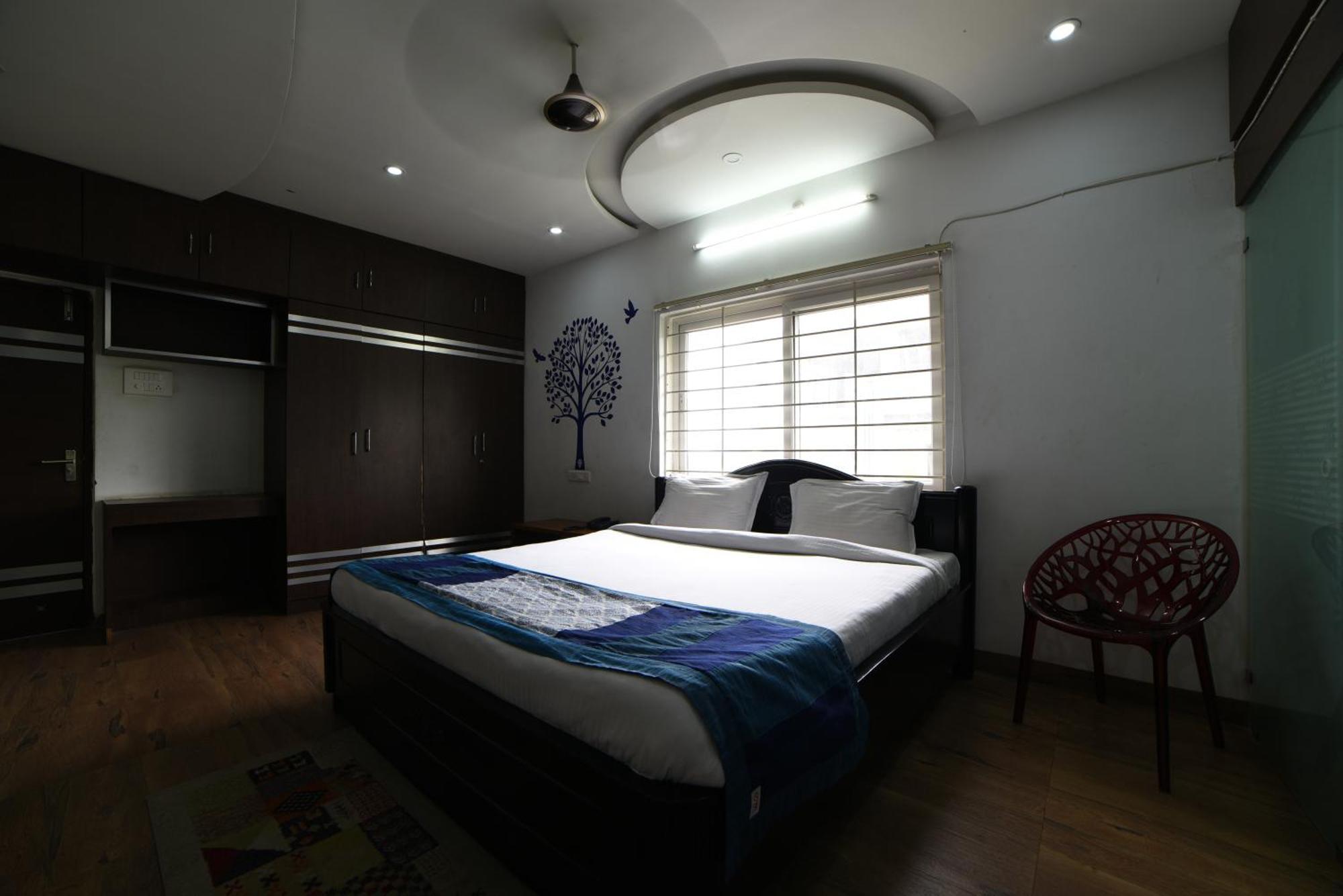Gayathri Heights Serviced & In *