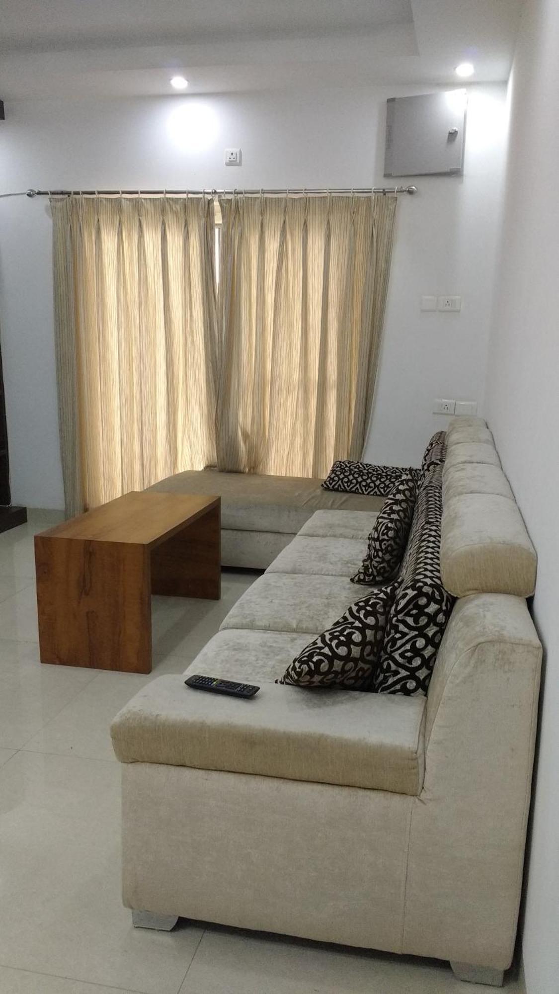 Gayathri Heights Serviced & In * Hyderabad