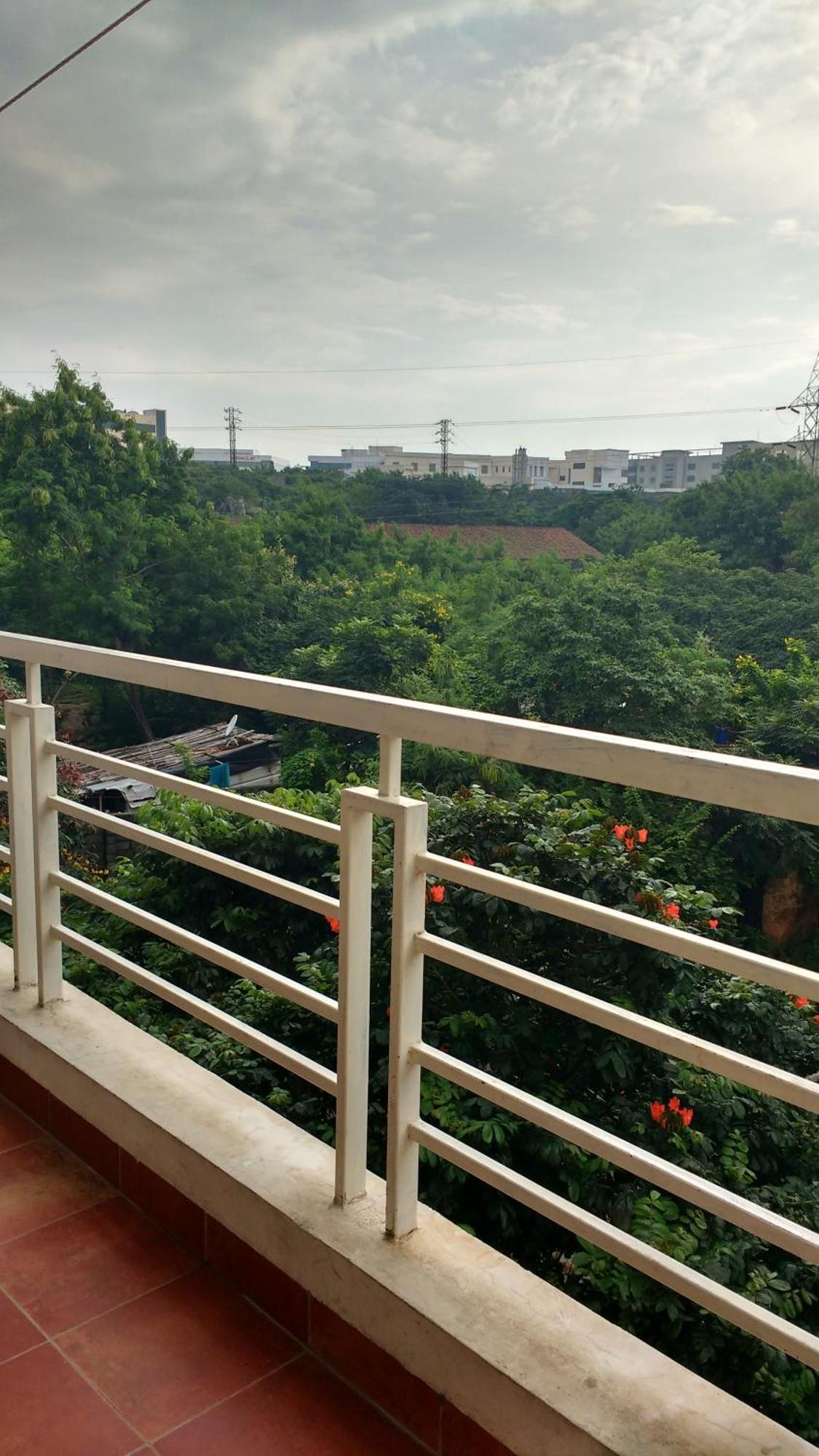 Gayathri Heights Serviced & In Guest house *