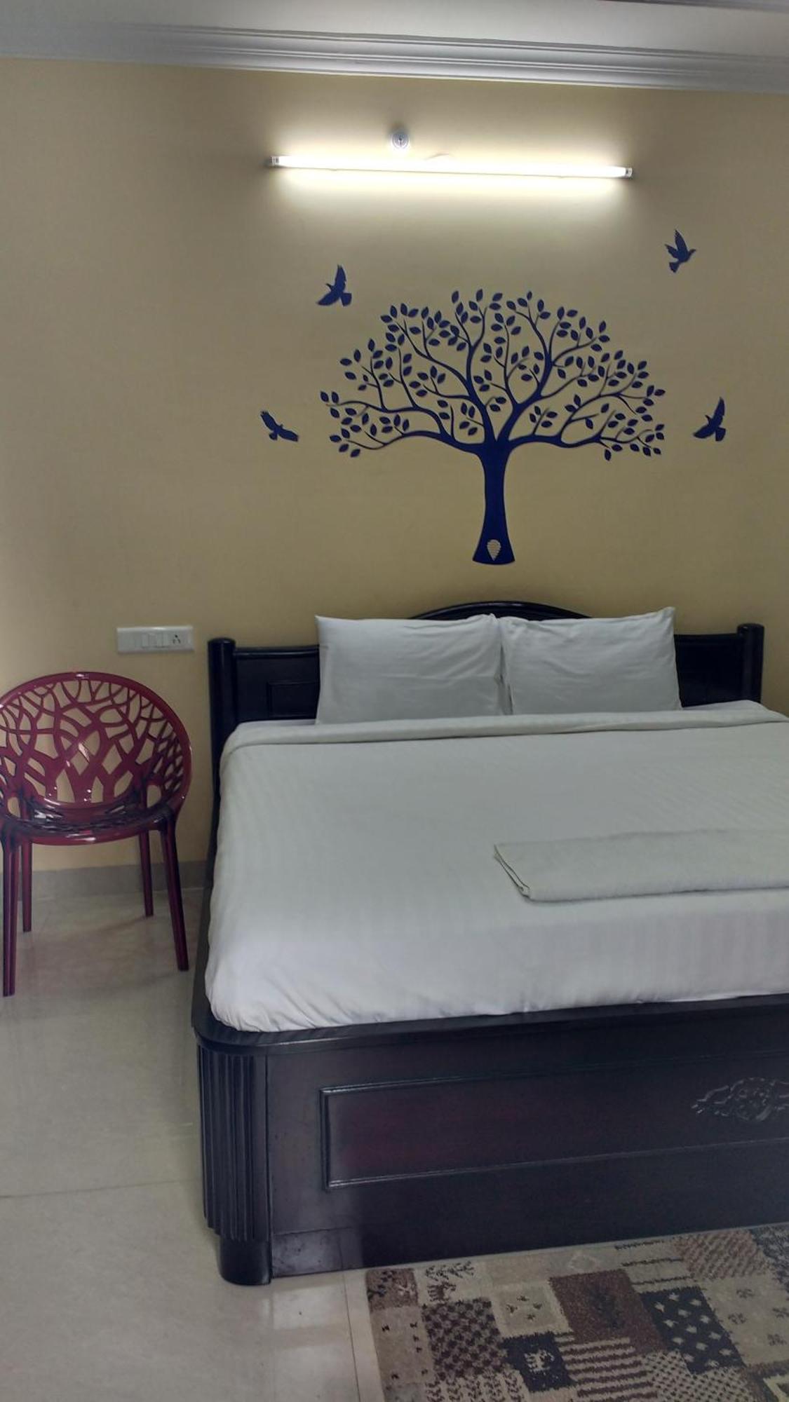 Gayathri Heights Serviced & In *